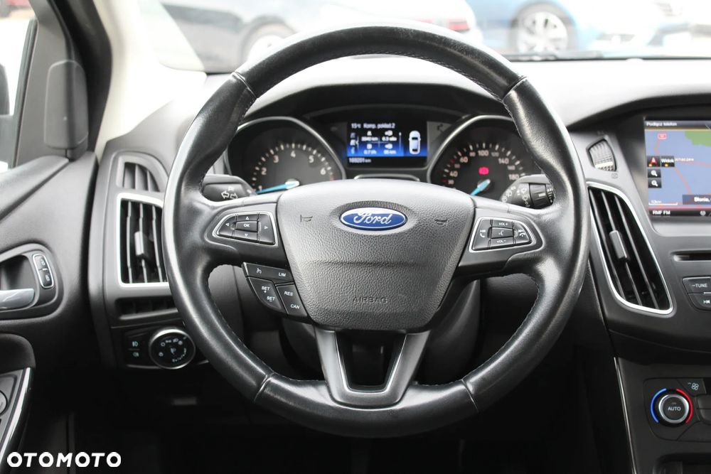 Ford Focus 1.0 EcoBoost STart-Stopp-System TITANIUM - 18