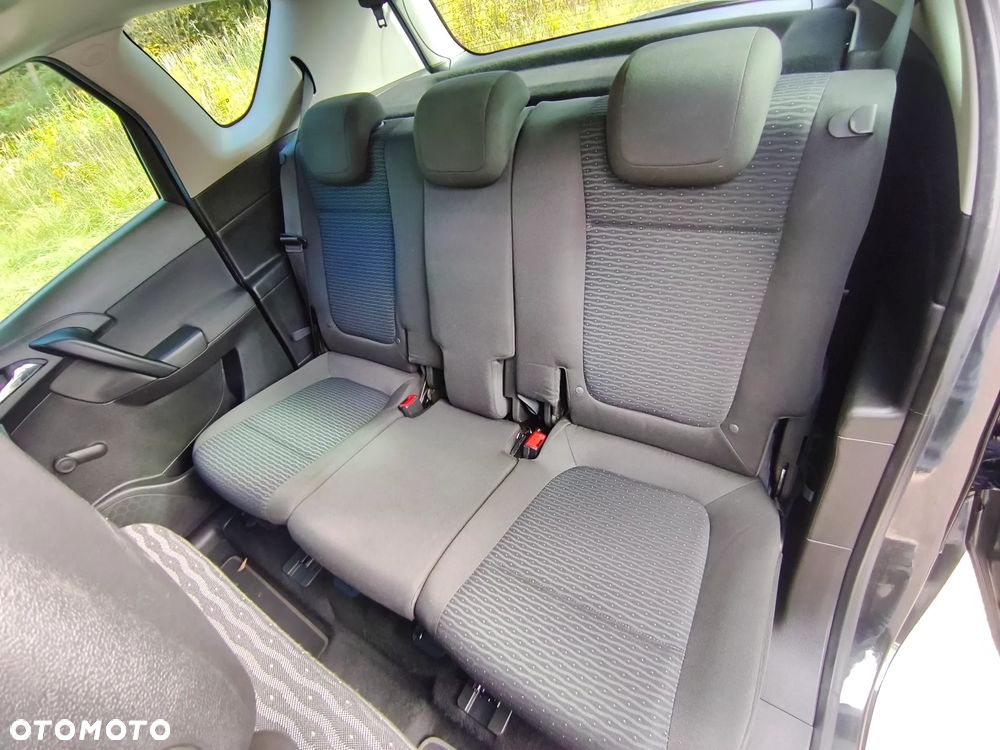 Opel Meriva - 18