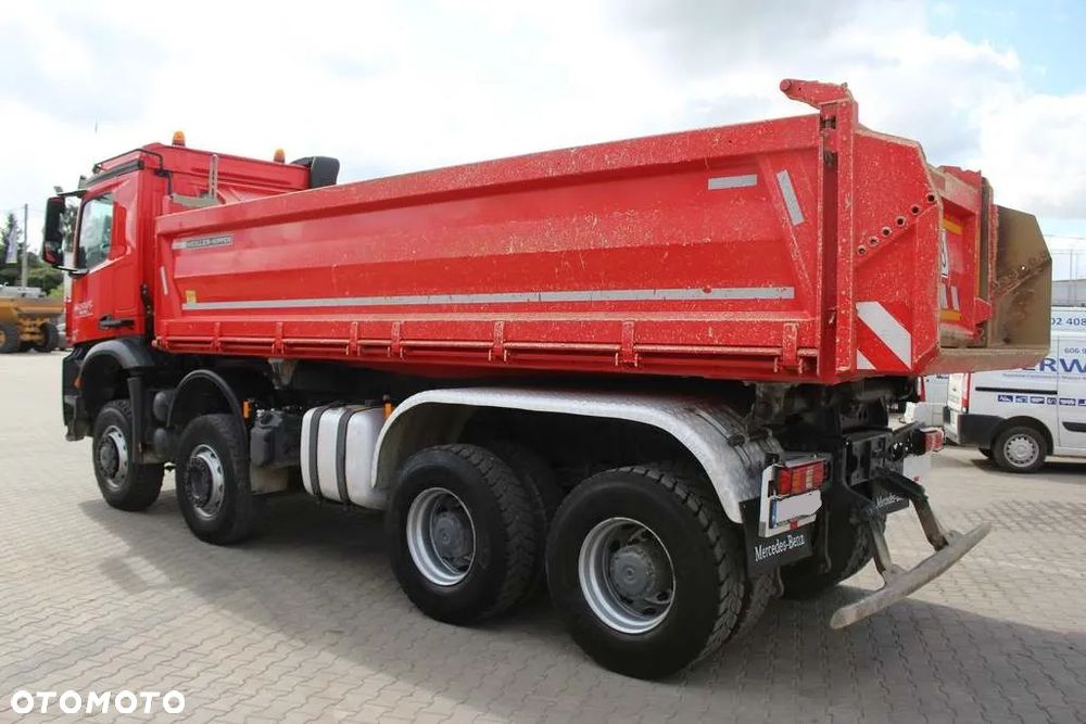 Mercedes-Benz Arocs 4142 - 7