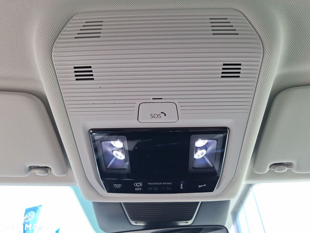 Volkswagen T-Roc - 28