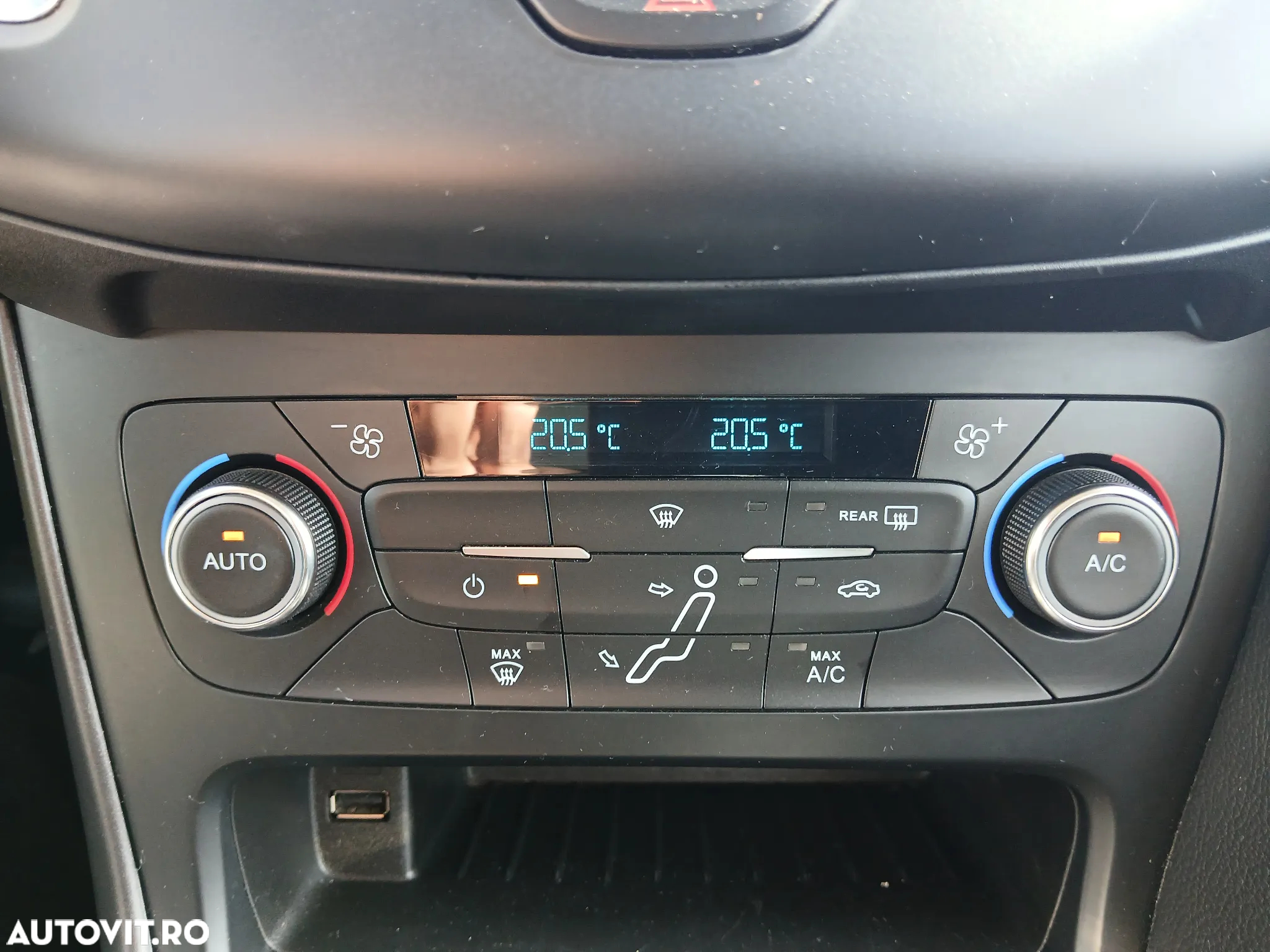 Ford Focus 1.0 EcoBoost Trend - 8