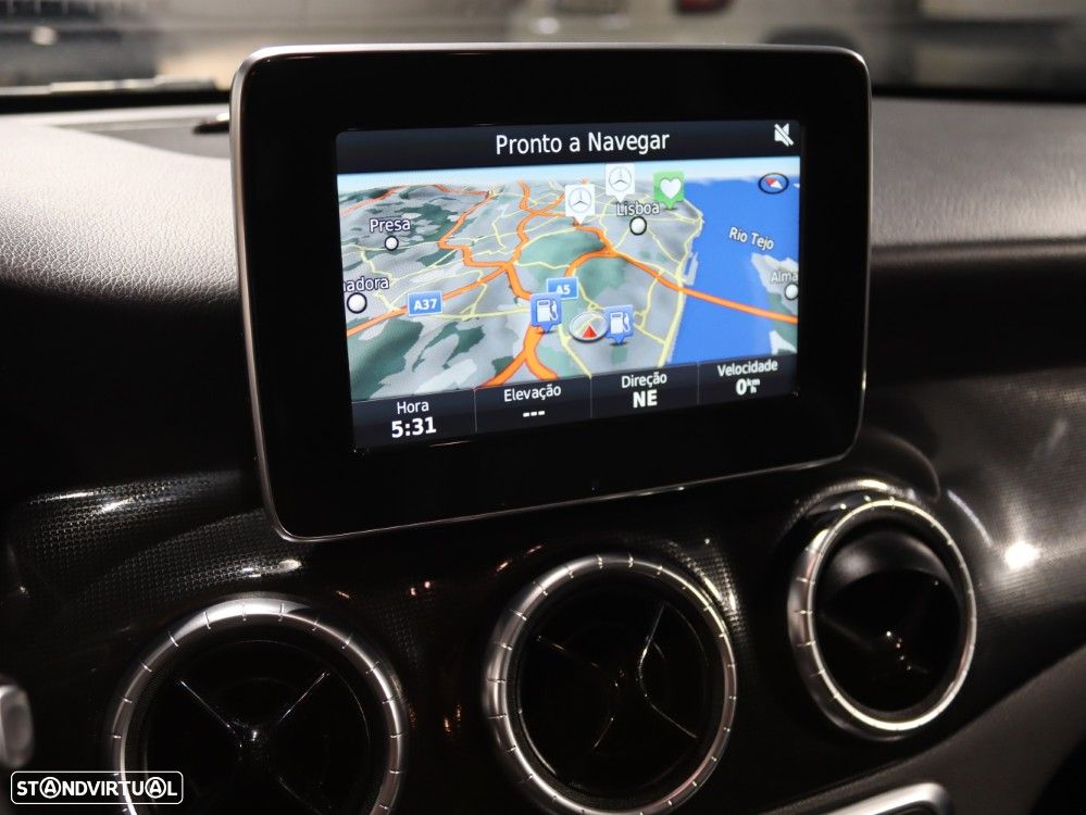 Mercedes-Benz CLA 180 d Shooting Brake Urban Aut. - 5