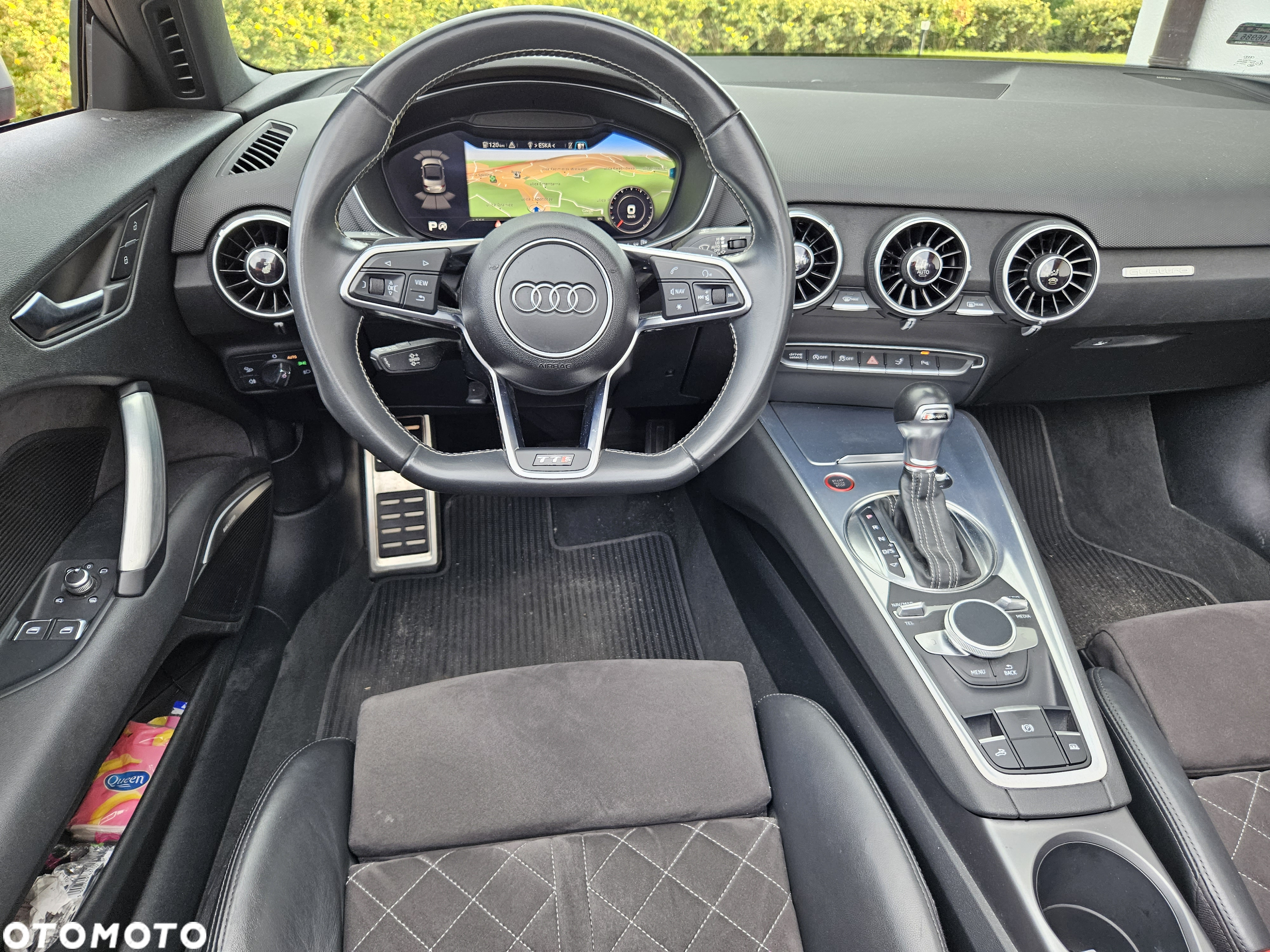 Audi TT S Coupé - 22