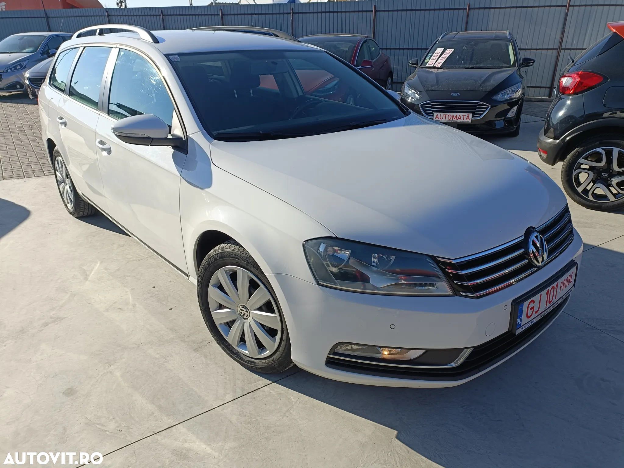 Volkswagen Passat Variant 2.0 Blue TDI SCR Trendline - 12