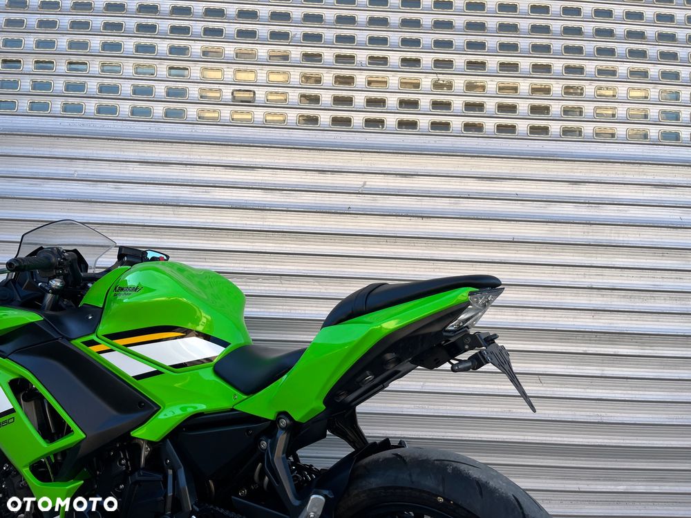 Kawasaki Ninja - 12
