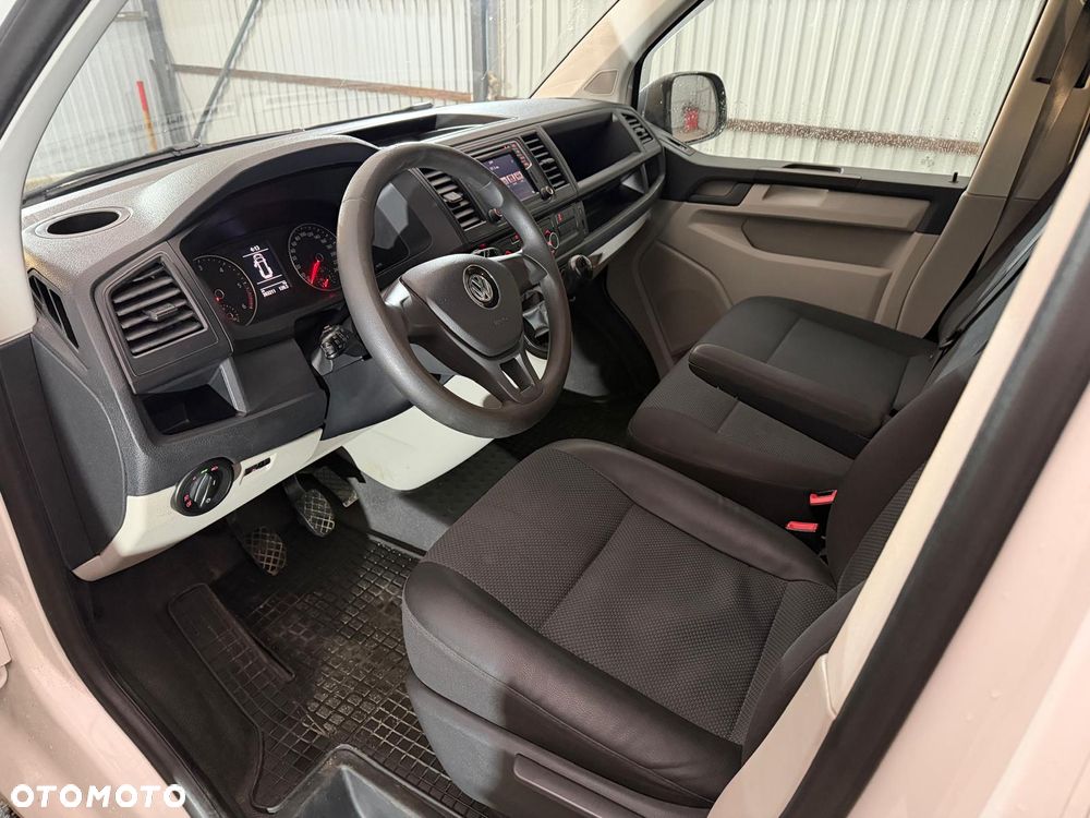 Volkswagen Transporter - 13