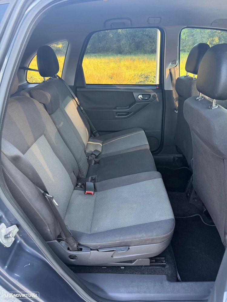 Opel Meriva 1.3 CDTi Cosmo - 11