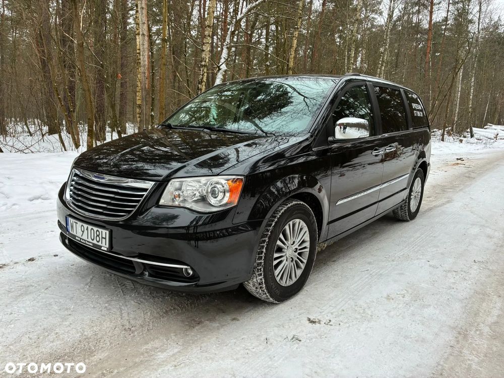 Chrysler Town & Country 3.6 Limited - 1