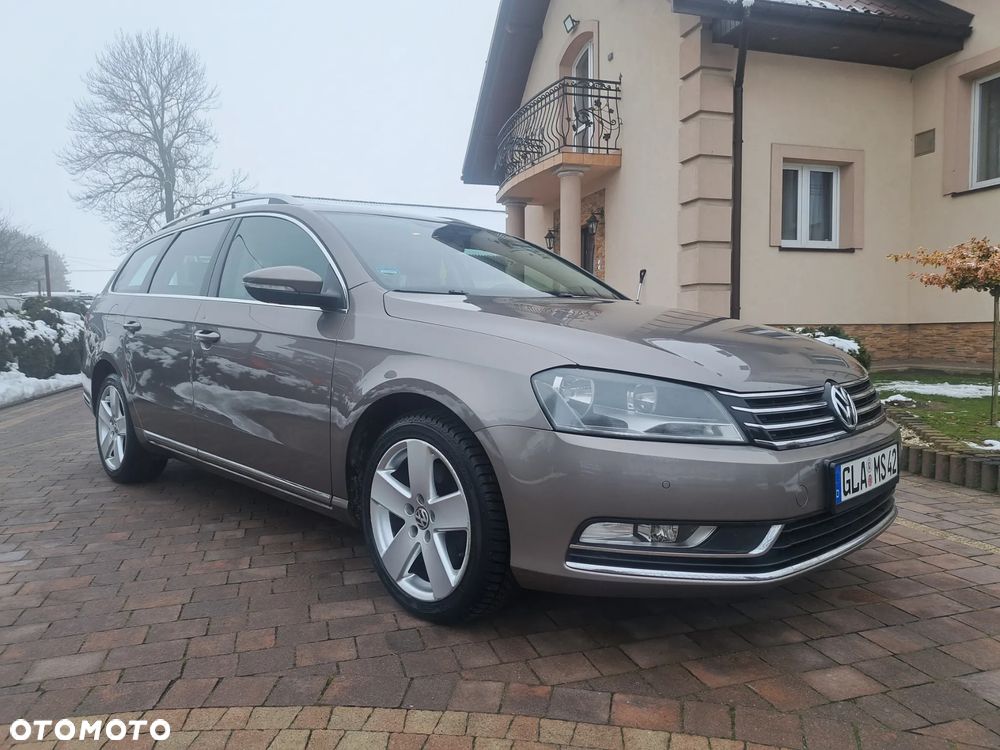 Volkswagen Passat 2.0 TDI BlueMotion Technology DPF Trendline - 24