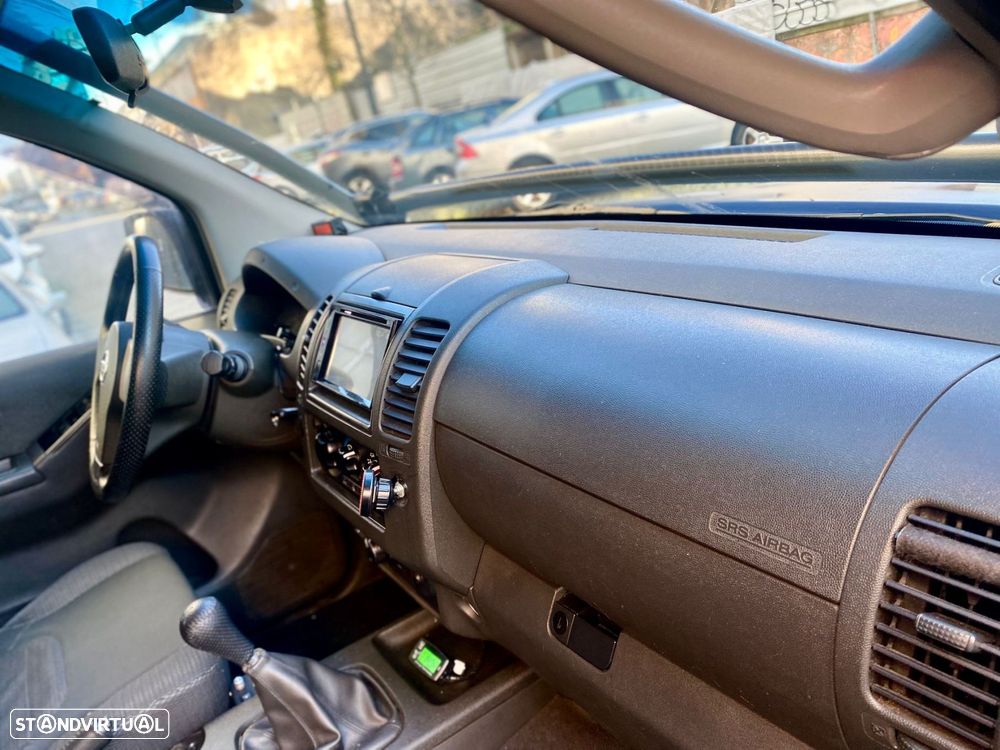 Nissan Navara 2.5 dCi CD LE 4WD - 30