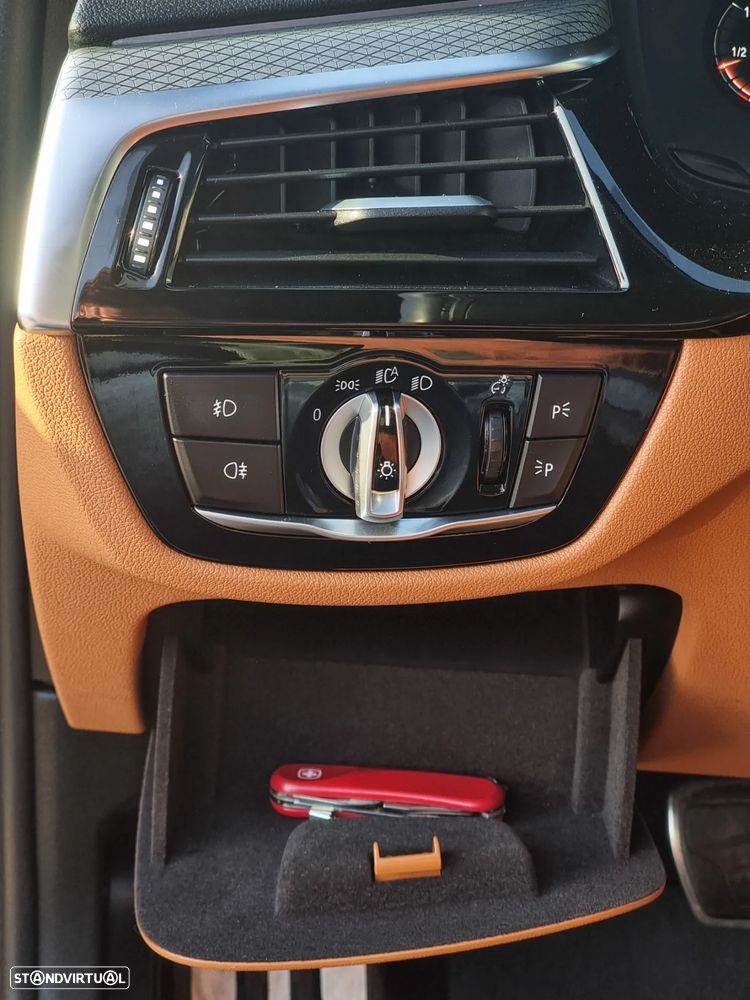 BMW 530 e iPerformance Pack M - 31