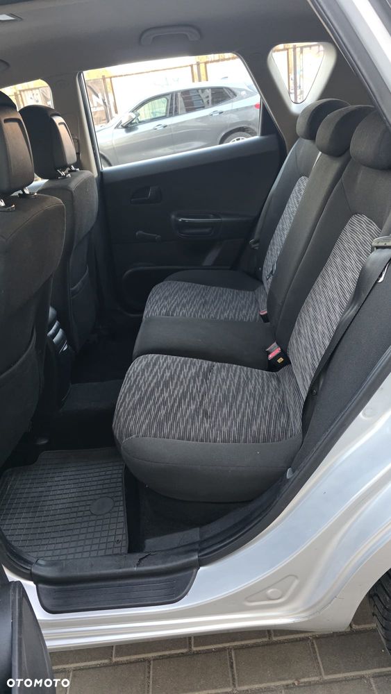 Kia Ceed 1.6 CRDi EX - 32