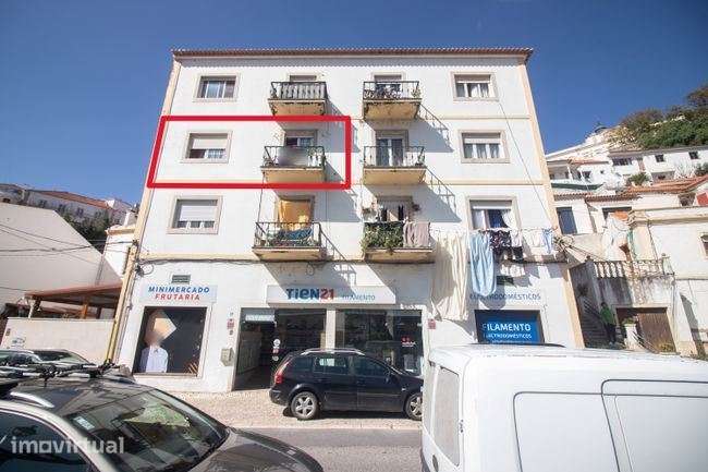 Apartamento T2 no centro de Alenquer - Grande imagem: 2/19