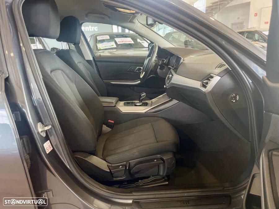 BMW 320 e Corporate Edition Auto - 31