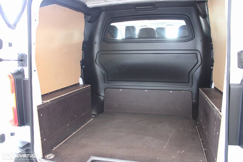 Peugeot Expert 1.5 Bluehdi Premium 6 lugares - 14