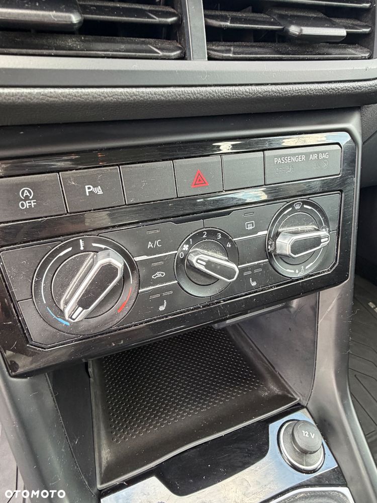 Volkswagen T-Cross 1.0 TSI OPF UNITED - 10