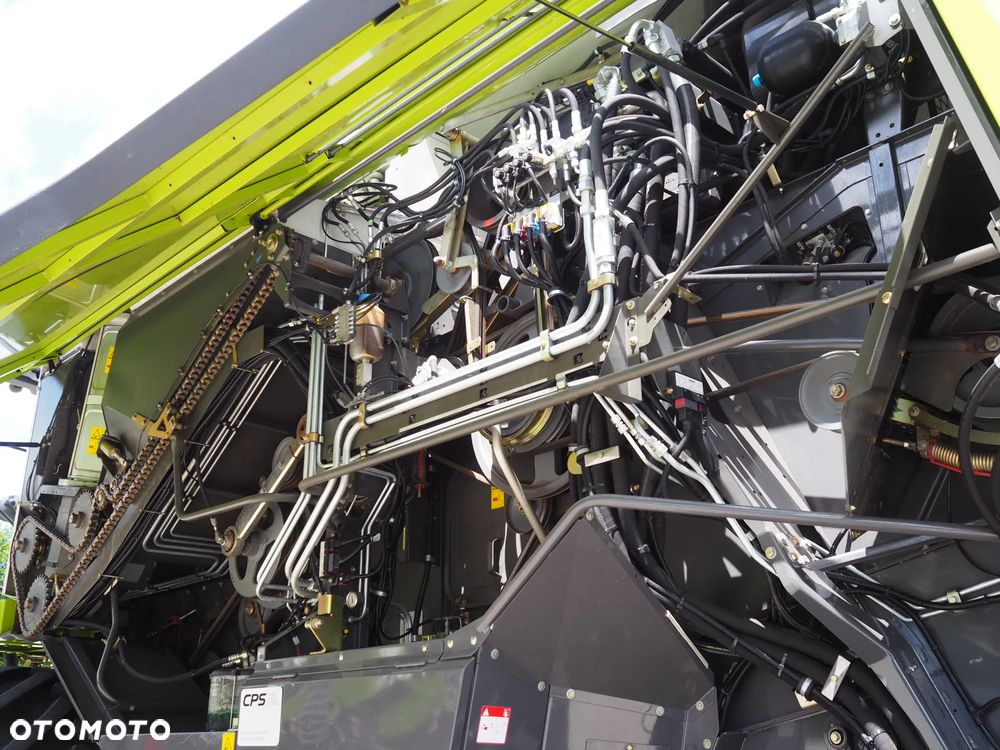 Claas Lexion 740 4x4 + V680 - 8