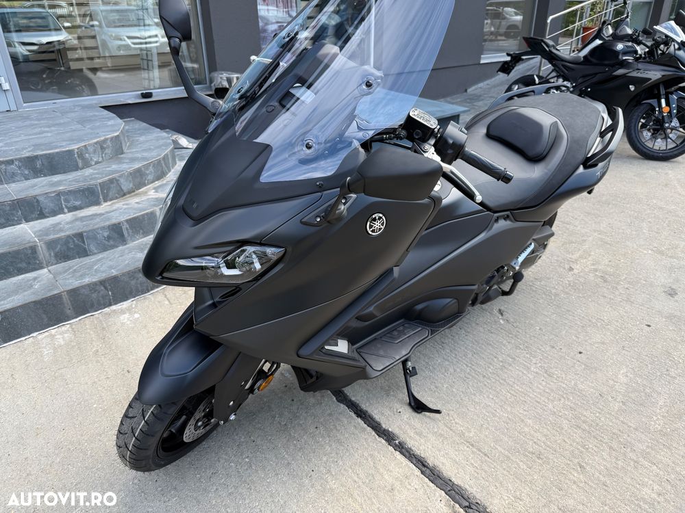 Yamaha TMAX 560 - 1