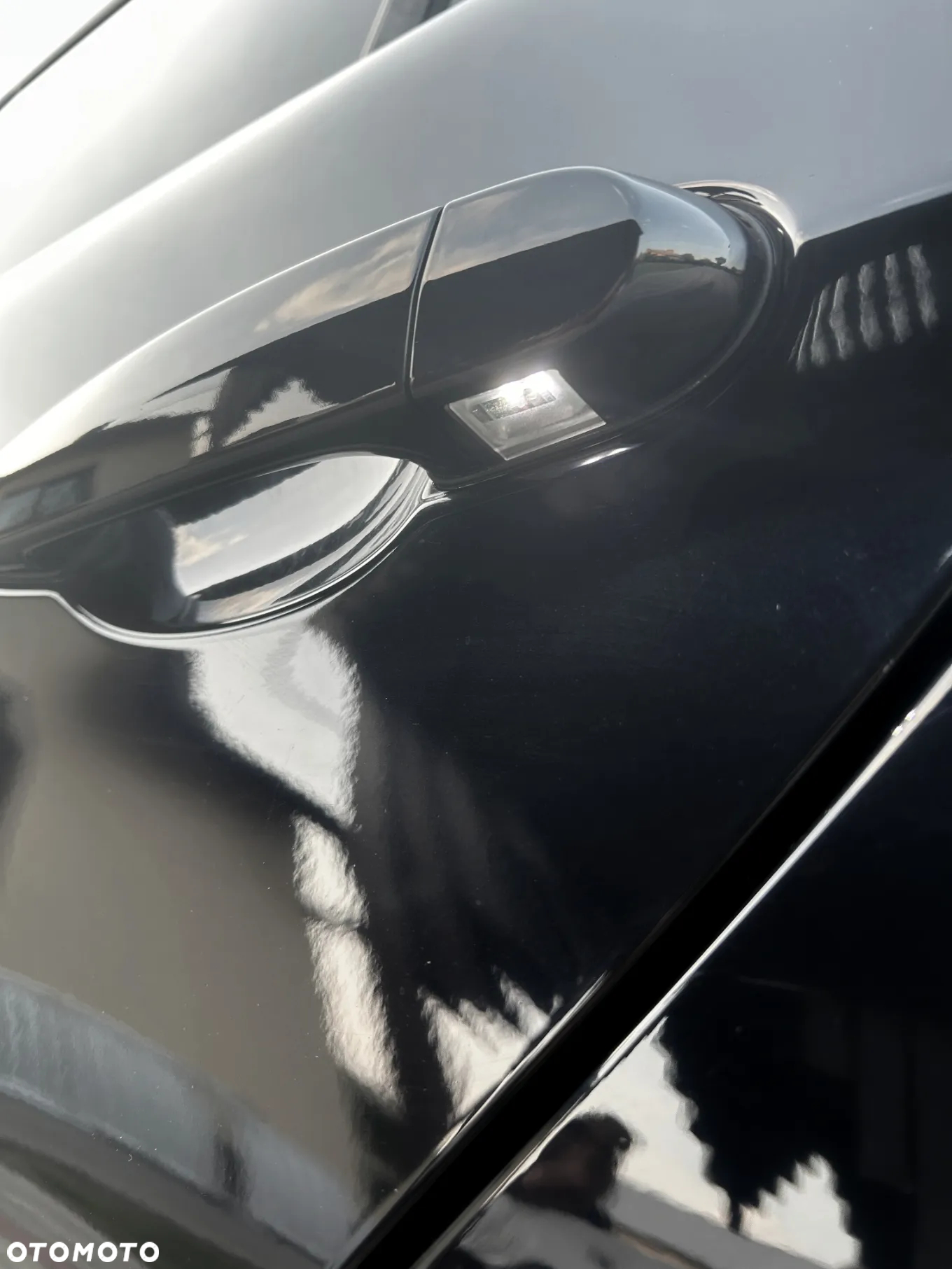 BMW Seria 3 320d - 23