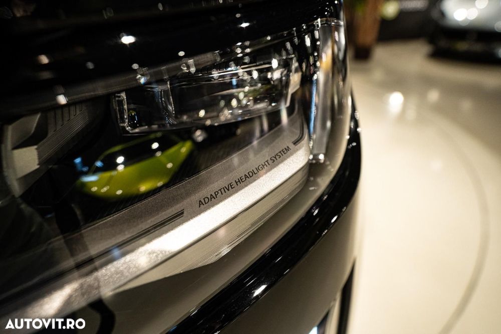 Cadillac Escalade - 26