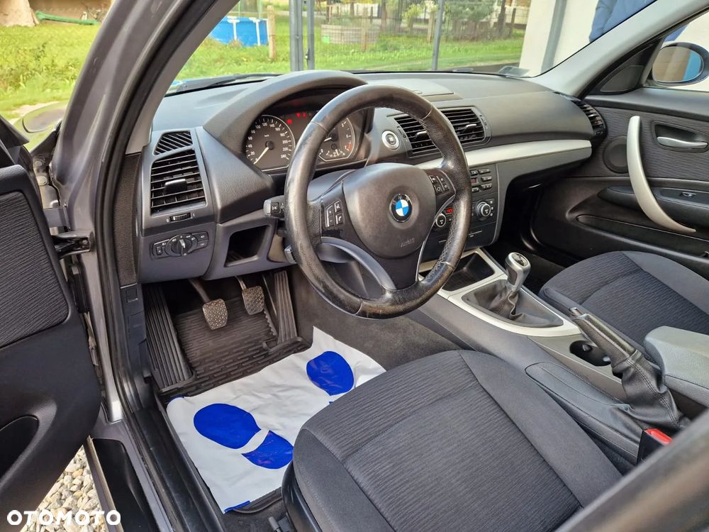 BMW Seria 1 116i - 5