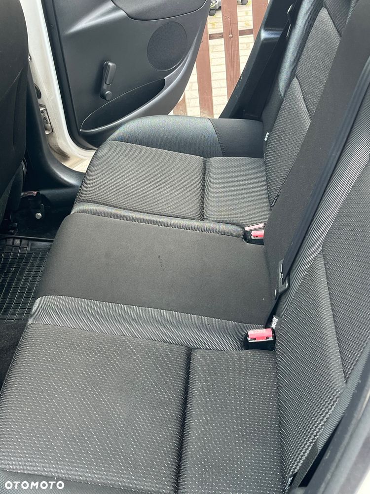 Peugeot 207 1.4 HDi Active - 13
