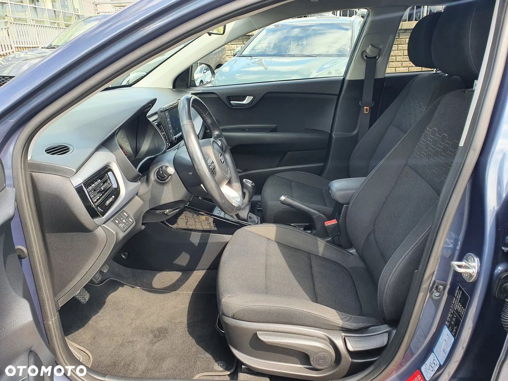 Kia Rio 1.4 L - 27