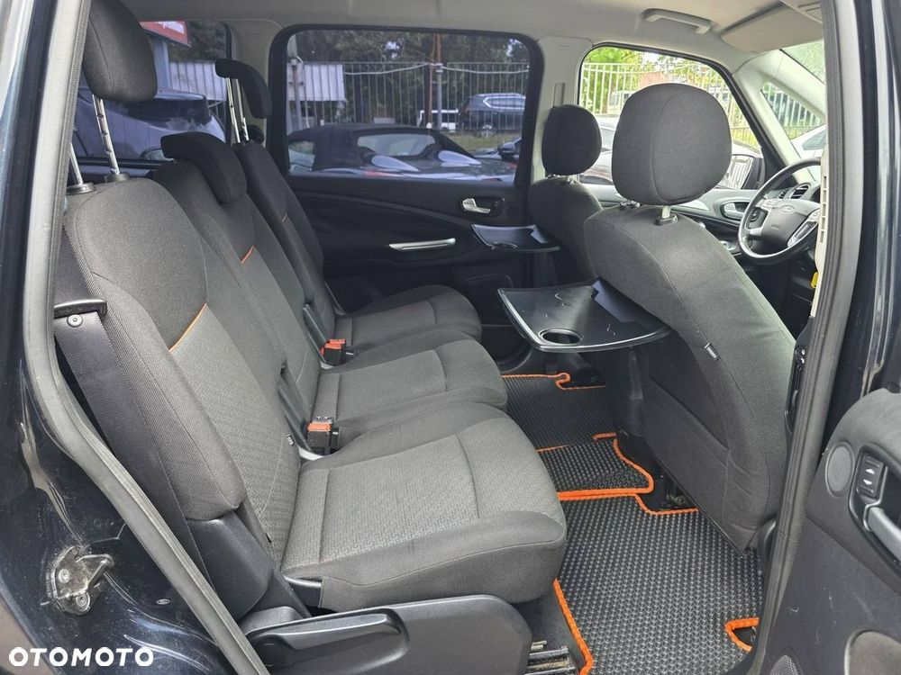 Ford Galaxy 2.0 FF Trend - 24
