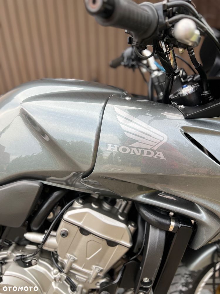 Honda CBF - 3