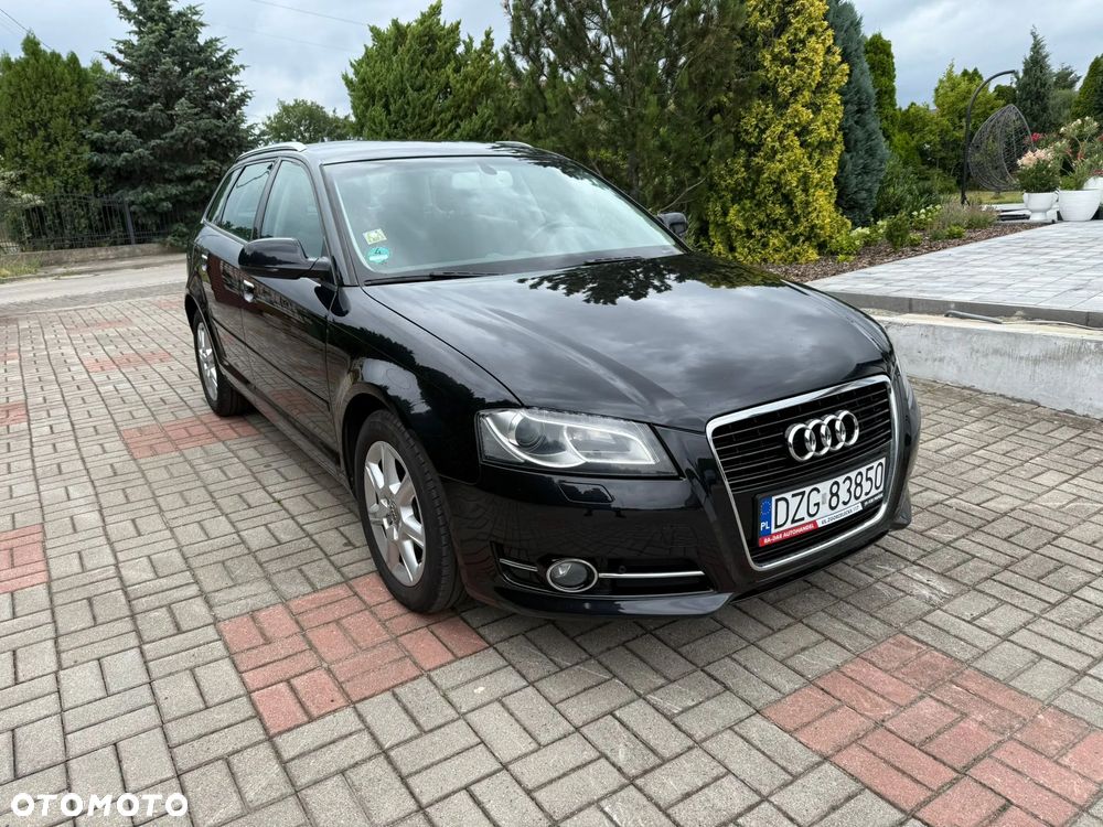 Audi A3 Sportback - 2