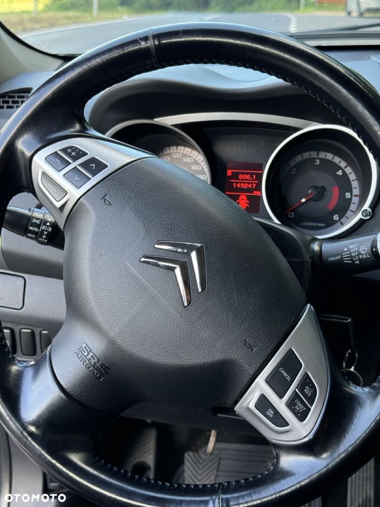 Citroën C-Crosser 2.2 HDi Exclusive - 10