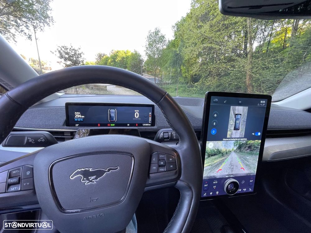 Ford Mustang Mach-E Standard - 9