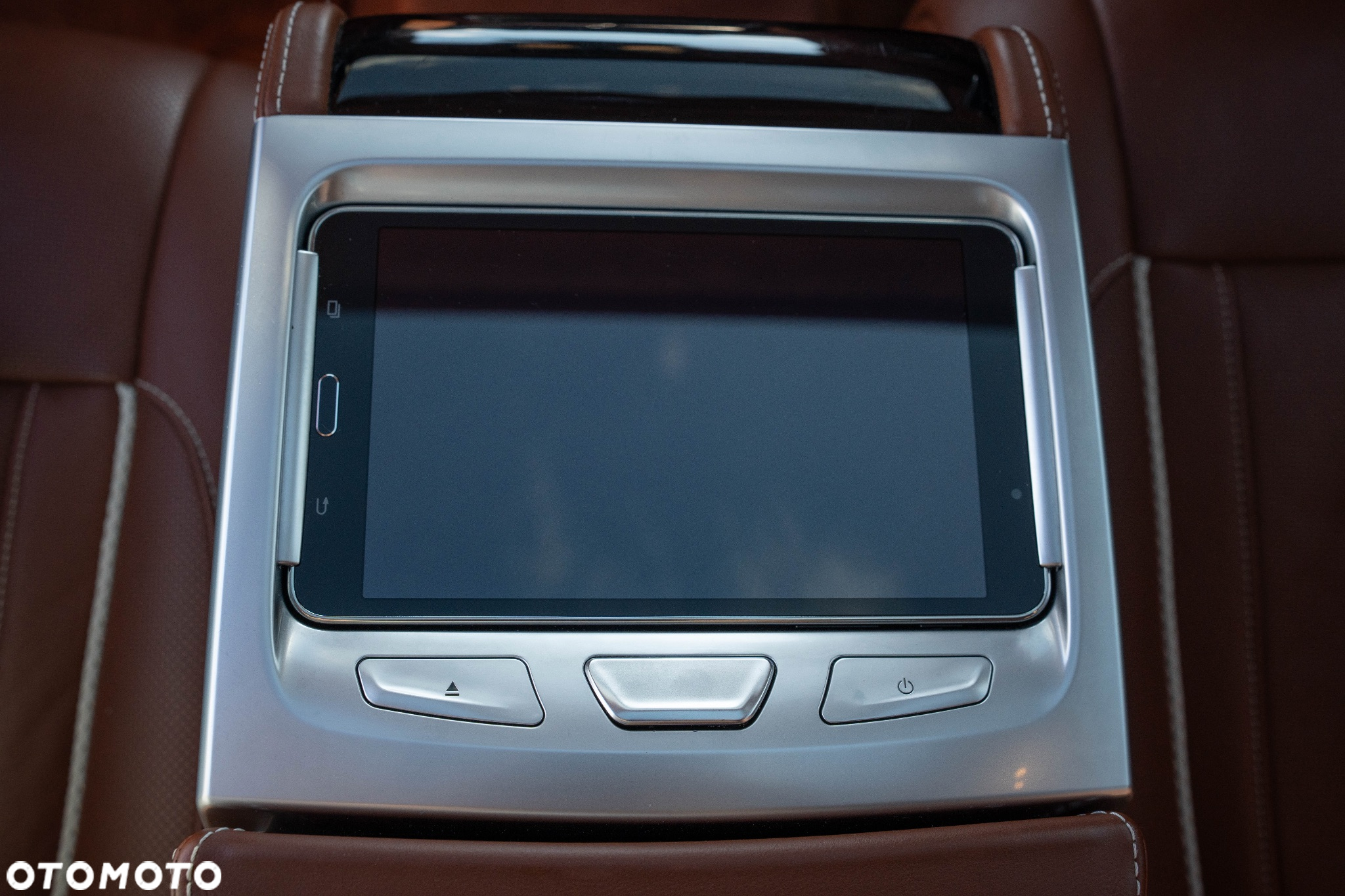 BMW Seria 7 750Li xDrive - 17