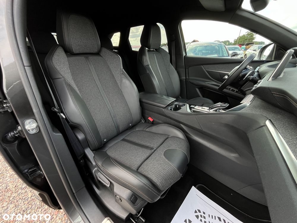 Peugeot 3008 - 21