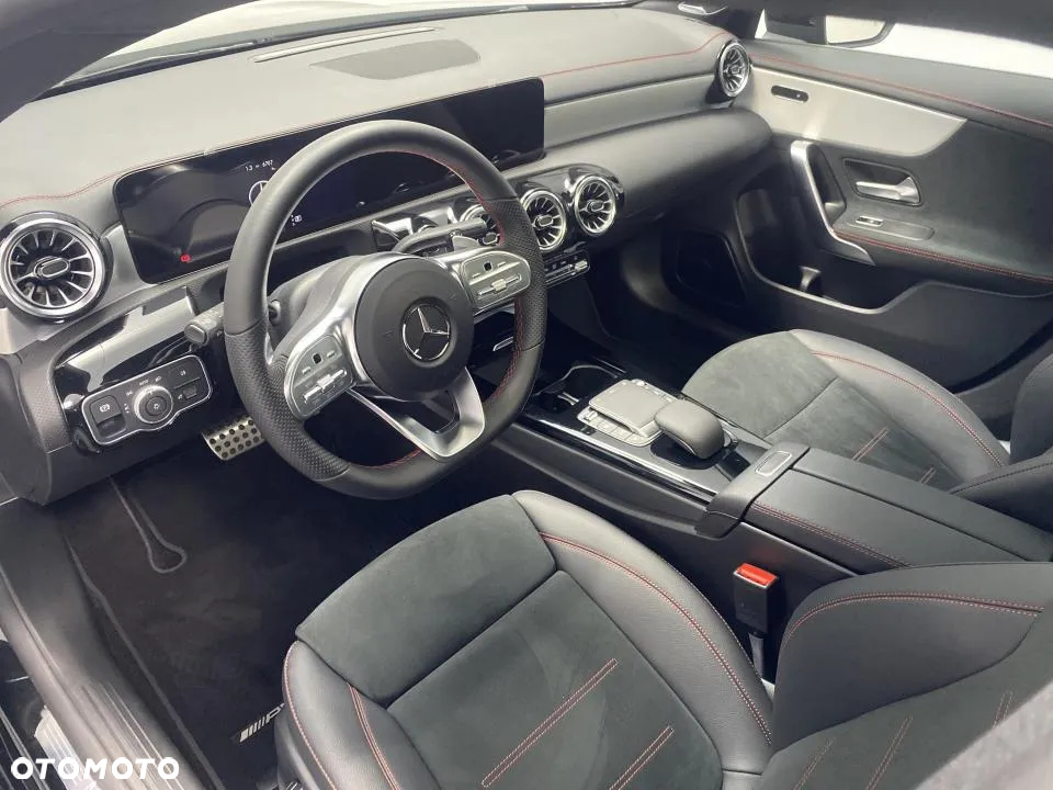 Mercedes-Benz CLA 200 d 4-Matic AMG Line 8G-DCT - 14