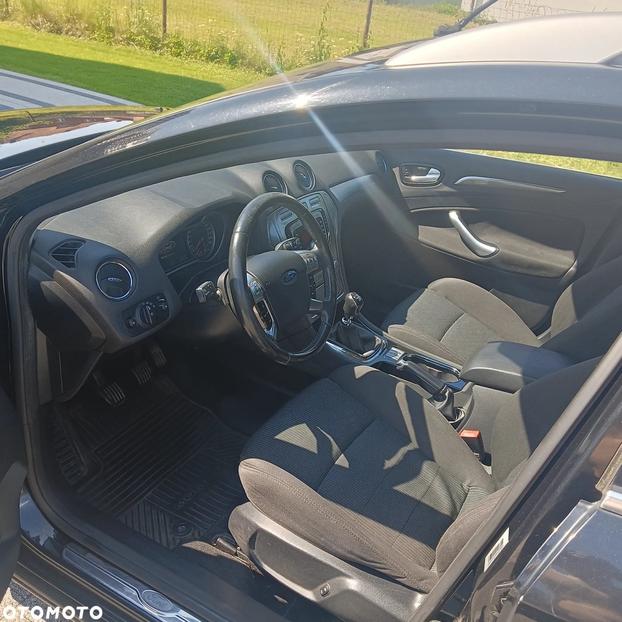 Ford Mondeo 2.0 TDCi Titanium - 9
