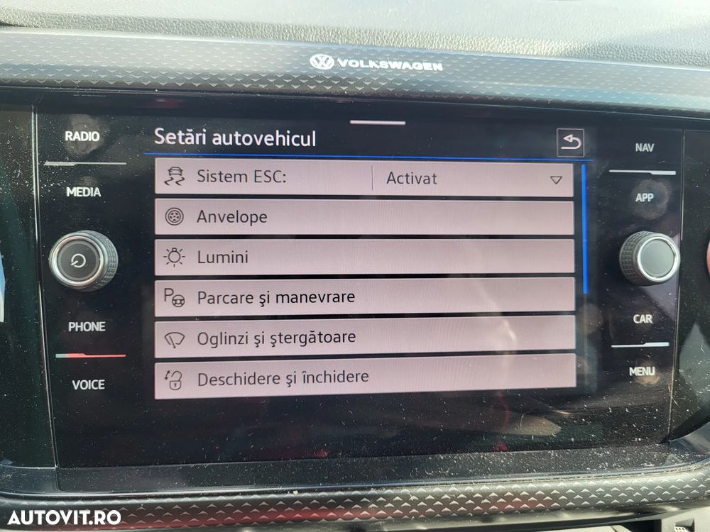 Volkswagen T-Cross - 15