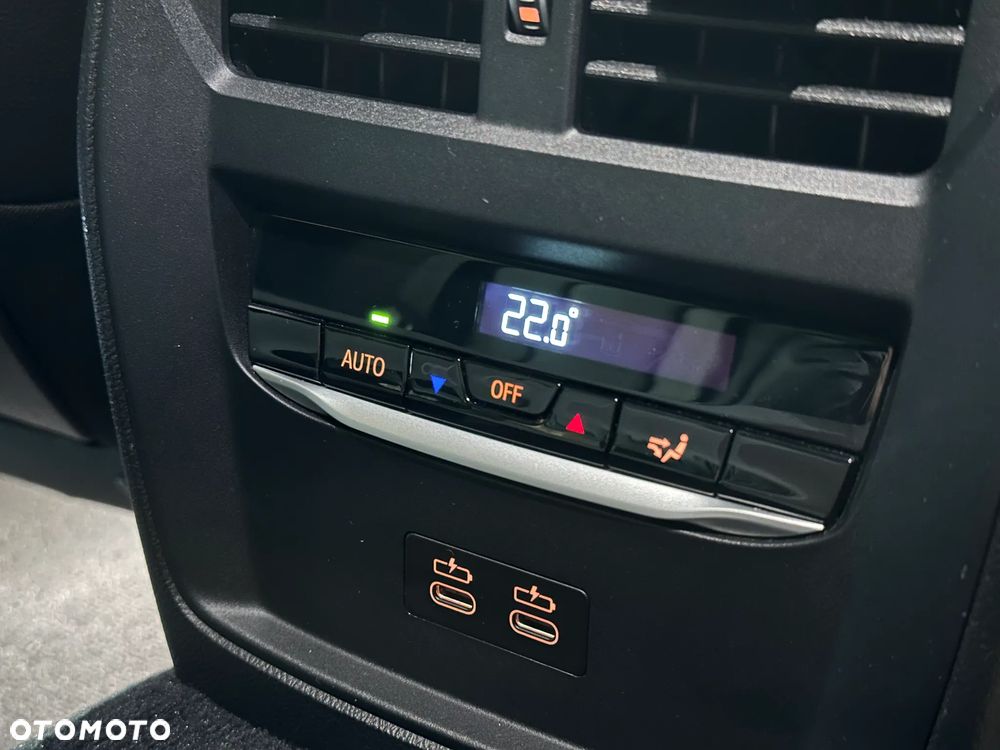 BMW Seria 3 320d xDrive Sport Line - 19