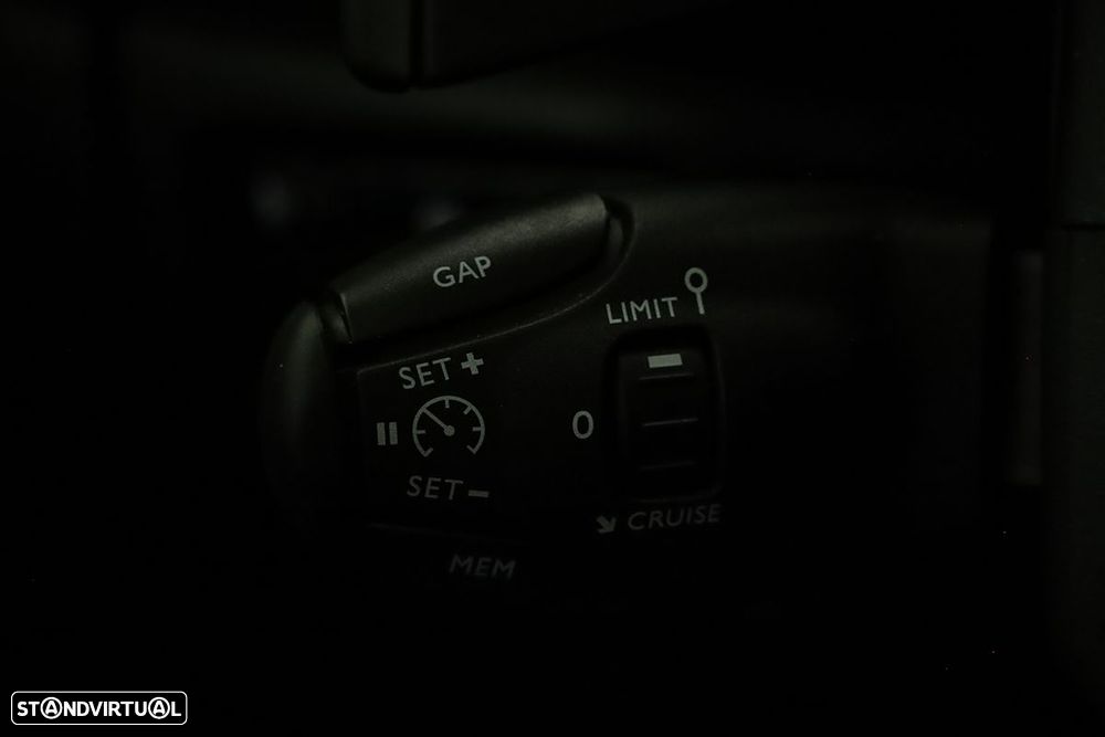 Citroën C5 Aircross 1.6 Hybrid Plus e-EAT8 - 19