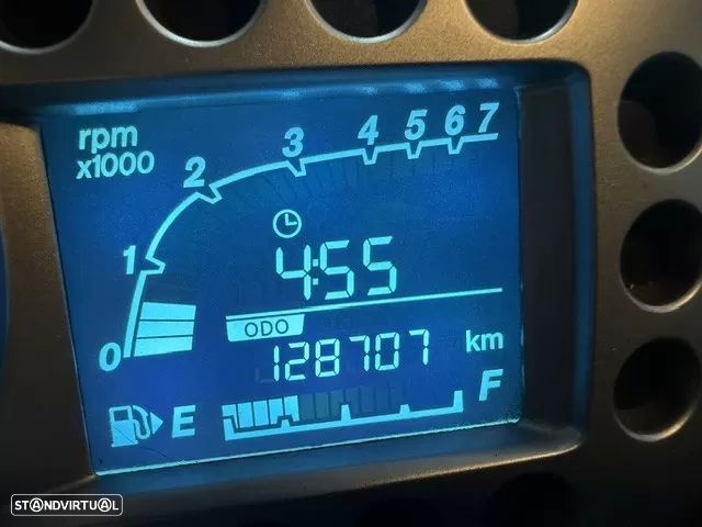 Chevrolet Spark 1.0 LT - 24