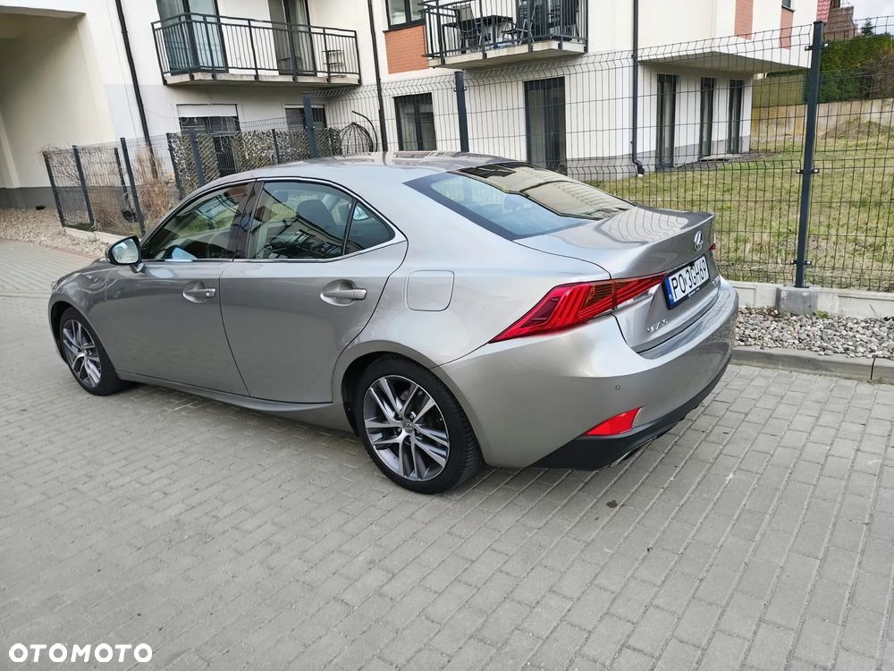 Lexus IS 200t / 300 Elegance - 8