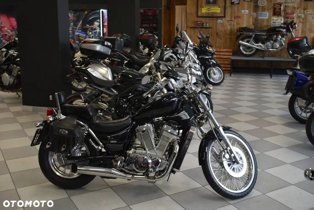 Suzuki Intruder - 41