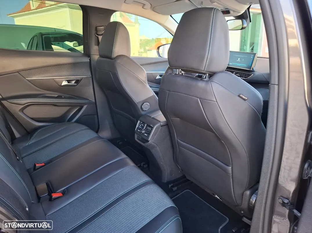 Peugeot 3008 PureTech 130 Stop & Start GPF Allure - 35