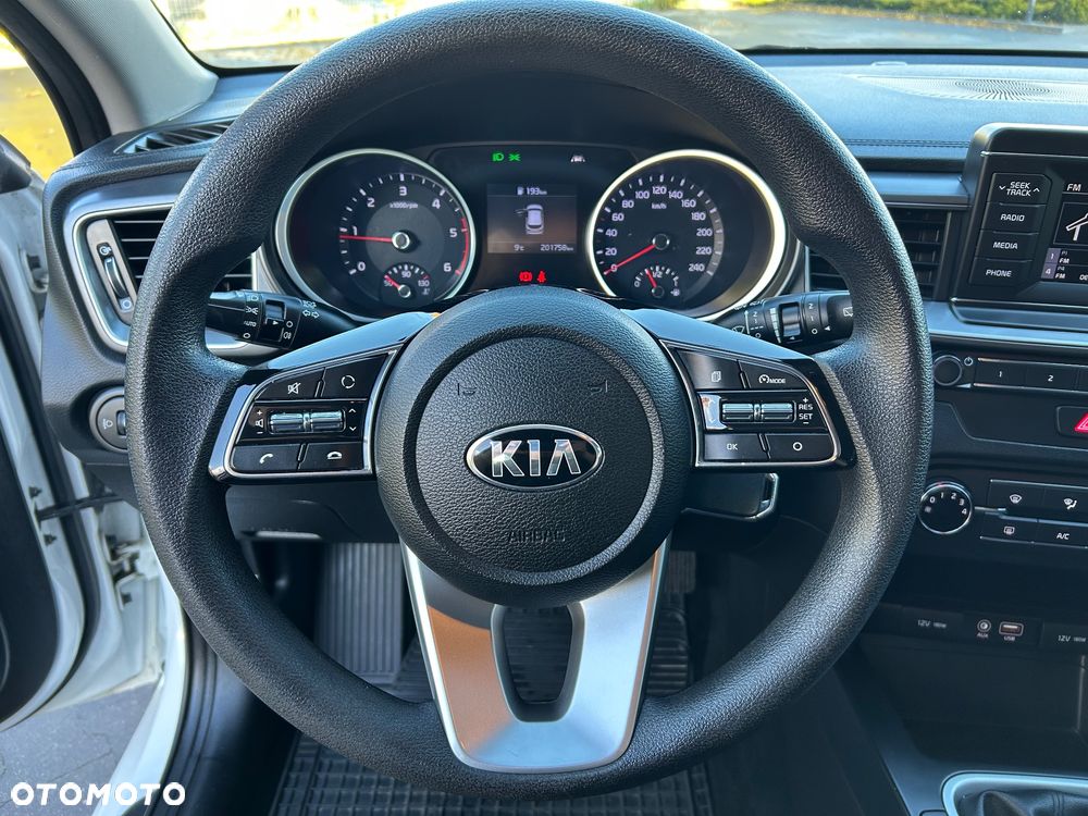 Kia Ceed 1.6 CRDi Edition 7 - 35