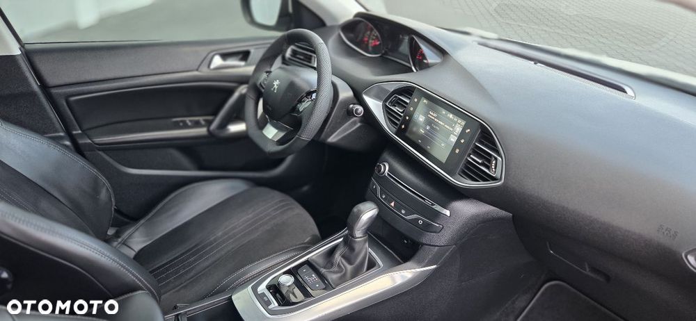 Peugeot 308 BlueHDi 150 EAT6 Stop & Start GT-Line Edition - 33