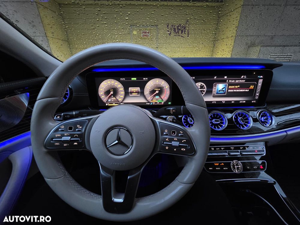 Mercedes-Benz CLS - 4
