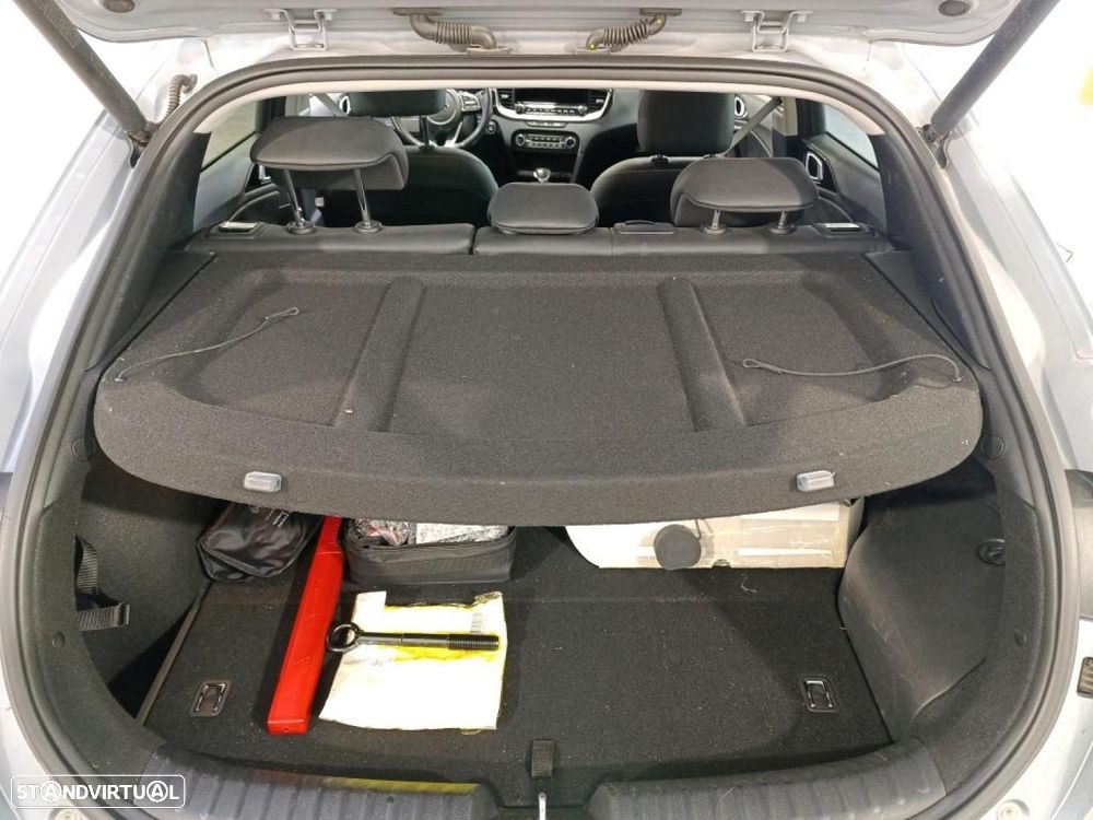 Kia XCeed 1.6 GDi PHEV Tech - 15