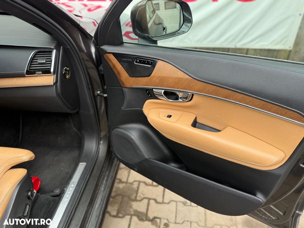 Volvo XC 90 T5 AWD Geartronic Inscription - 24