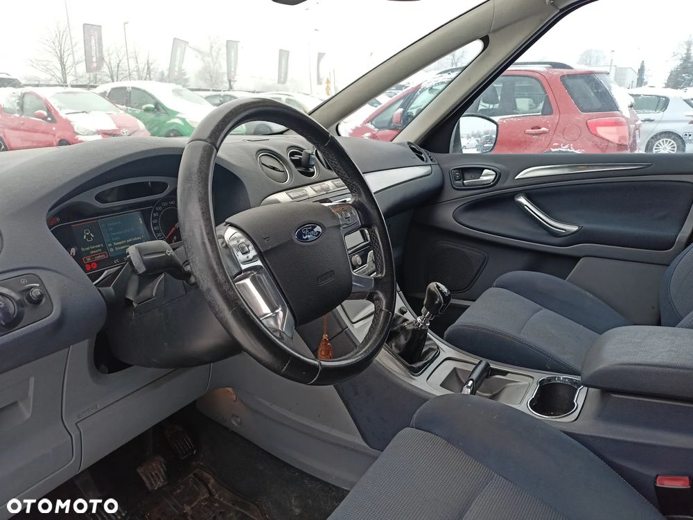 Ford S-Max - 7