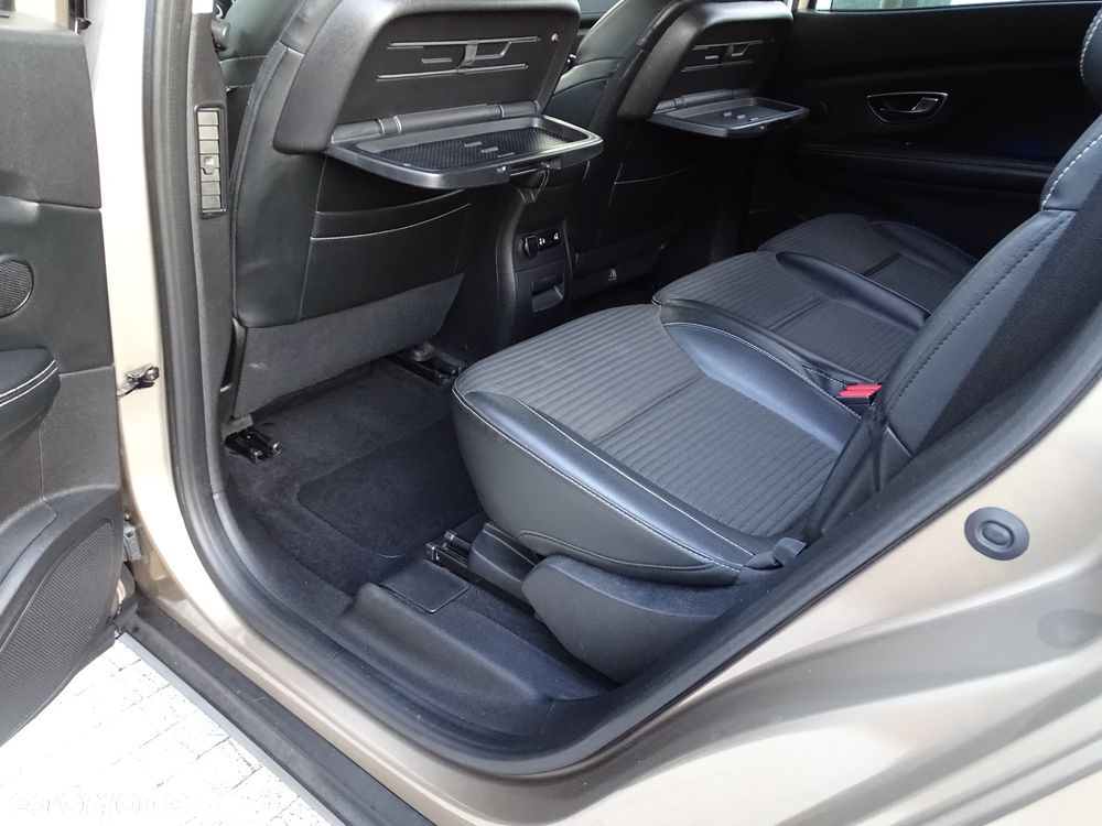 Renault Grand Scenic Energy TCe 130 S&S Bose Edition - 20